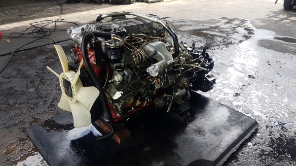 ขายเครื่องยนต์hino jo5cเทอร์โบพร้อมเกียร์ ขายเครื่องยนต์hino jo5cเทอร์โบพร้อมเกียร์