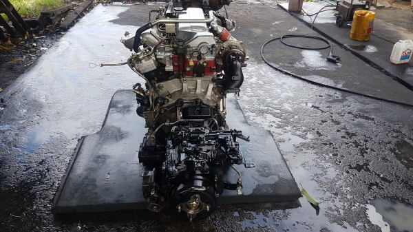 ขายเครื่องยนต์hino jo5cเทอร์โบพร้อมเกียร์ ขายเครื่องยนต์hino jo5cเทอร์โบพร้อมเกียร์