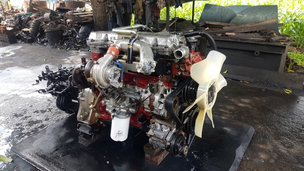 ขายเครื่องยนต์hino jo5cเทอร์โบพร้อมเกียร์ ขายเครื่องยนต์hino jo5cเทอร์โบพร้อมเกียร์