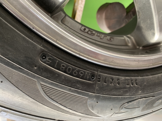 ขายล้อ ขอบ 20 พร้อมยาง โทร 0944431279