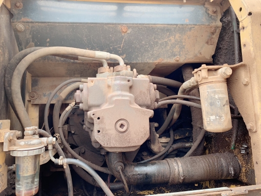ขาย 865,000 บาท  KOMATSU PC 200-7 ปี 2005  1x,xxx ชัวโมง เครื่องดี ปั้มแรง โซ่ใหม่ 2 ข้าง ไฟฟ้าครบ เอวแน่น แอร์หนาว รถพร้อมใช้งาน เอกสารอินวอย์  รถอยู่ เพชรบูรณ์ โทร 0626426323