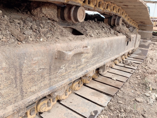 ขาย 865,000 บาท  KOMATSU PC 200-7 ปี 2005  1x,xxx ชัวโมง เครื่องดี ปั้มแรง โซ่ใหม่ 2 ข้าง ไฟฟ้าครบ เอวแน่น แอร์หนาว รถพร้อมใช้งาน เอกสารอินวอย์  รถอยู่ เพชรบูรณ์ โทร 0626426323