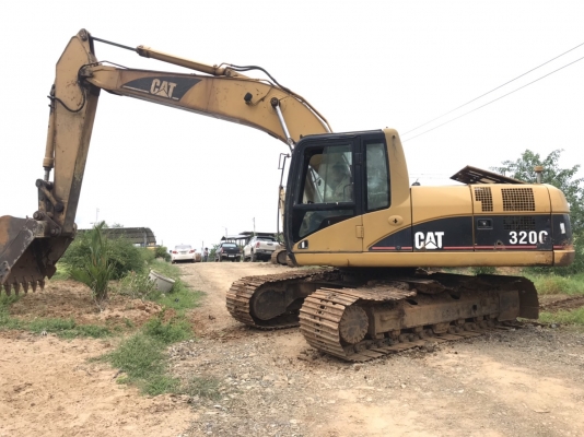 ของดีราคาถูก 735,000 บาท  CATTERPILAR 320C เครื่องดี ปั้มแรง โซ่หนา เอวแน่น ไฟฟ้าครบ (ขาดมอเตอร์คันเร่ง) แอร์ หนาว รถพร้อมใช้เอกสารแจ้งจำหน่าย   สนใจที่ เพชรบูรณ์ โทร 0626426323
