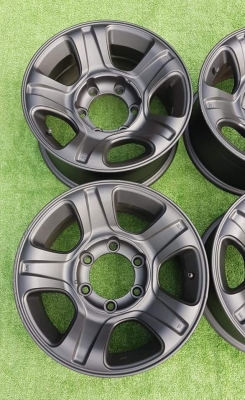 ขายล้อขอบ 15 / 6 รู 139.7 กระบะทั่วไปครับ