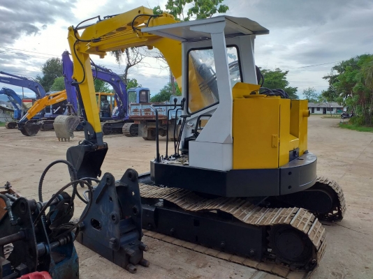 ขายรถขุดMITSUBISHI - MXR-55 เครื่องยนต์มิตซูบิชิ K4M ขนาด 4 สูบ คอนโทรลลูกหมาก ปั๊มเฟือง 3 ตอน มีใบมีด หลังคา แทรคเหล็ก รถเก่านอก มีเอกสาร ยังไม่เคยใช้งานในไทย