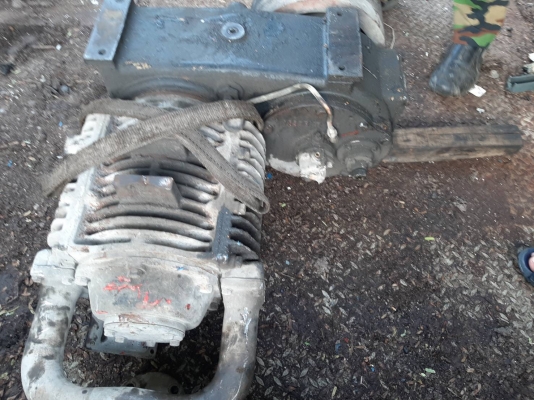 ปั้มลมเป่าปูน HORI ปั้มลมเป่าปูน HORI