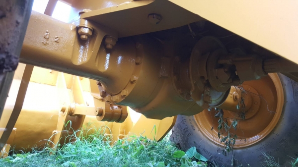 ขาย รถตัก KOMATSU 515 เครื่องดี เกียร์ดี รถพร้อมใช้งานครับ