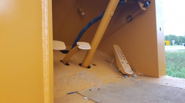 ขาย รถตัก KOMATSU 515 เครื่องดี เกียร์ดี รถพร้อมใช้งานครับ