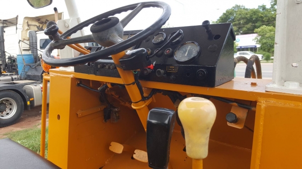 ขาย รถตัก KOMATSU 515 เครื่องดี เกียร์ดี รถพร้อมใช้งานครับ