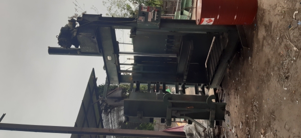 ขายเครื่องอัด เก่า USA ตัวใหญ่ โครงสร้างแข็งแรง 90000 บาท ขายเครื่องอัด เก่า USA ตัวใหญ่ โครงสร้างแข็งแรง 90000 บาท