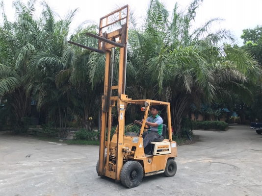 ขายFORKLIFT KOMATSU FG15-12(1.5ตัน) เสา3.0เมตร สวยเดิมจากญี่ปุ่น ยังไม่เคยใช้ในไทย 99,000เท่านั้น!!
