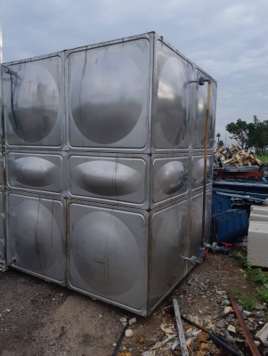 ขายถังน้ำสแตนเลส 15,000 ลิตร กว้าง 2 เมตร ยาว 3 เมตร สูง 2 เมตร 50 ราคา 45,000 บาทครับ