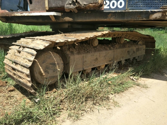 มีVDOขาย KOMATSU PC200-3 คอลโทรลสั้นราคา 350,000 มีVDOขาย KOMATSU PC200-3 คอลโทรลสั้นราคา 350,000