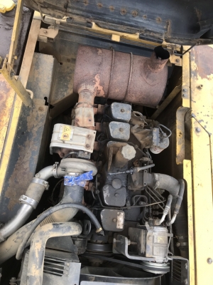 ขาย 865,000 KOMATSU pc 200-7 ปี 2005 ทำงาน  10,000 ชัวโมง เครื่องดี ปั้มแรง โซ่ใหม่ 2 ข้าง ไฟฟ้าครบ เอวแน่น แอร์หนาว  เอกสารอินวอยท์ รถสวยพร้อมใช้งาน รถอยู่  เพชรบูรณ์ 090-772-3710 090-772-3708
