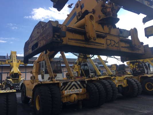 ขายเครน12ล้อตัวรถนิสสัน ตัวเครนTBCS 45ตันเอกสารเล่มทะเบียนราคา 1,850,000