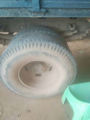 ขายด่วน ISUZU TL 85 HP รถบรรทุกหกล้อ รถบ้านๆเดิมๆ กระบะคอกไม้ความยาว 4.30 เมตรสภาพดีมากครับพร้อมใช้ง ขายด่วน ISUZU TL 85 HP รถบรรทุกหกล้อ รถบ้านๆเดิมๆ กระบะคอกไม้ความยาว 4.30 เมตรสภาพดีมากครับพร้อมใช้ง
