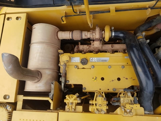 CAT320D เก๋งดำ JAPAN 8,6xxชม.  เอกสารหนังสือแจ้งจำหน่ายราคา1,750,000บาท 081-989-1989 หรั่งครับ