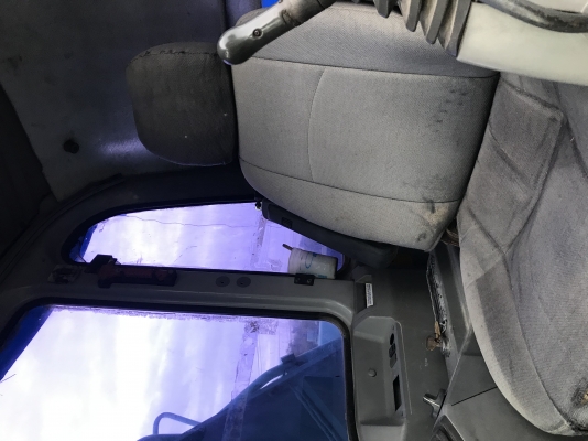 ขายแบคโฮKobeclo sk200-6 sUper ขายแบคโฮKobeclo sk200-6 sUper