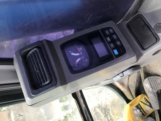 ขายแบคโฮKobeclo sk200-6 sUper ขายแบคโฮKobeclo sk200-6 sUper