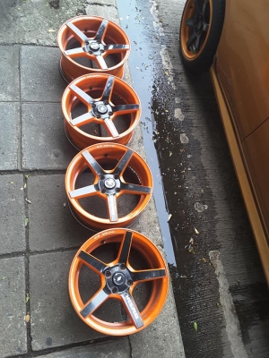 Max แนวๆ 4/100 ขอบ 15*7 et+35 สวยๆ 1ชุด