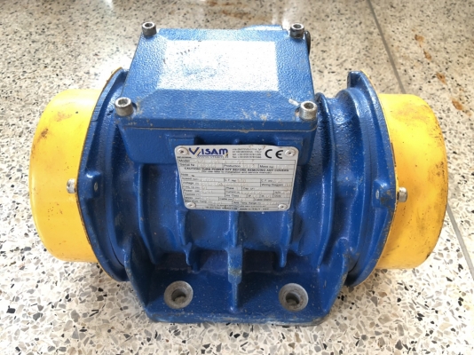 มอเตอร์สั่น-เขย่า VISAM 0.68HP made in italy พร้อมใช้งานสภาพดี