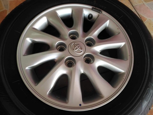 ล้อแม็ก Toyota Innova ขอบ 15*6,ET45,5h114.3 พร้อมยาง Bridgestone Ecopia EP300  205/65R15 ผลิตปี 2017(ลงพื้น 2019) สภาพพร้อมใช้งาน ขายถูกๆ ทั้งชุด 6900.- เทิร์นได้ ใส่ฟรี รับบัตร ส่งทั่วไทย