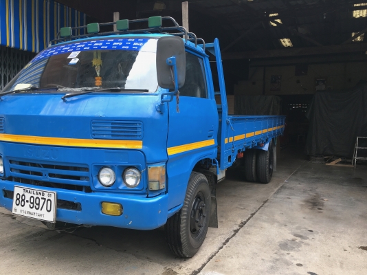 ขายรถบรรทุก 6 ล้อ อีซูซุ * ต่อรองราคาได้