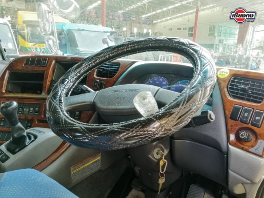 หัวเก๋ง NISSAN UD QUON เครื่องยนต์ GE13 TURBO INTER  370 PS สีขาว