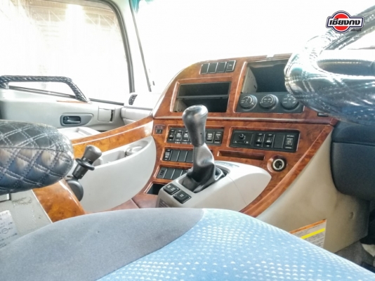 หัวเก๋ง NISSAN UD QUON เครื่องยนต์ GE13 TURBO INTER  370 PS สีขาว