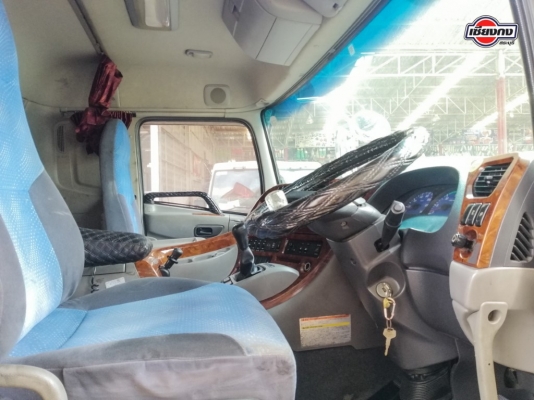 หัวเก๋ง NISSAN UD QUON เครื่องยนต์ GE13 TURBO INTER  370 PS สีขาว