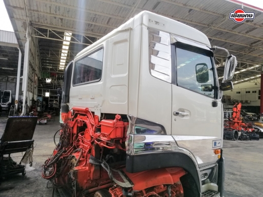 หัวเก๋ง NISSAN UD QUON เครื่องยนต์ GE13 TURBO INTER  370 PS สีขาว