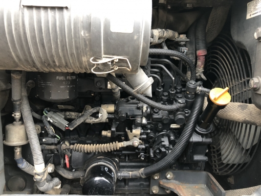 KOMATSU PC40MR-2 รุ่นใหม่ ยกหัวเก๋งได้ นำเข้าเองจากญี่ปุ่น