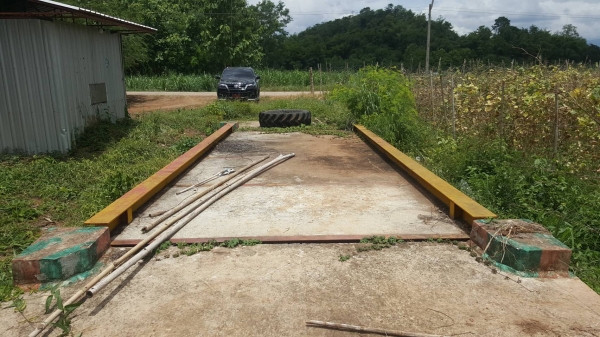 ขาย ตราชั่ง 50 ตัน กว้าง 3.40 เมตร ยาว 8 เมตร อุปกรณ์มีให้ครบ ราคาต่อรองได้