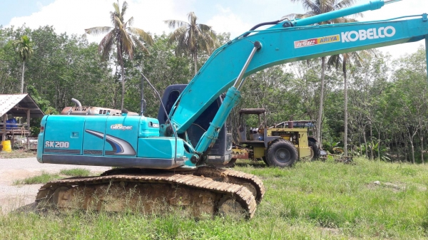 ขาย KOBELCO SK200-8ํYN12 SUPER ไมล์6000ชม.เอกสารเล่มทะเบียนราคา 1,850,000
