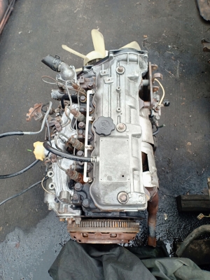 เครื่องยนต์ โตโยต้า 2L ฮีโร่ ไม่หลวม น้ำไม่ดัน รับประกัน