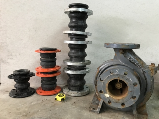 ขายข้อต่อยางกันสะบัด Tozen Japan มีขนาด 4นิ้ว , 3นิ้ว , 2.5นิ้ว รุ่น 2ข้อ ของใหม่ไม่เคยใช้งาน สวยมากๆ พร้อมใช้งาน