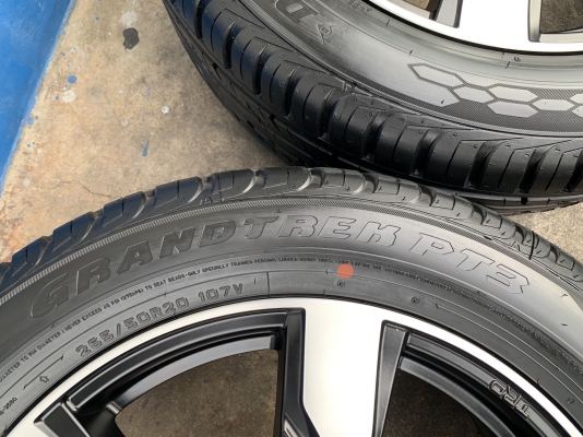 ล้อแม็กป้ายแดง Toyota Fortuner TRD ขอบ 20 พร้อมยางป้ายแดง 265-50-20 Dunlop ปี 19 สวยกริ๊บ ใหม่มาก