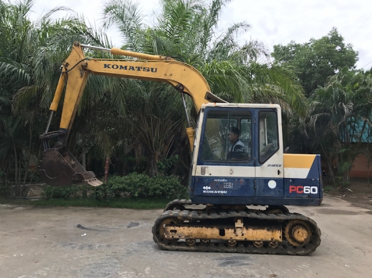 ขายแบคโฮ KOMATSU PC60-6(ปั้มนิ้ว) ครบๆ สวยเดิมจากญี่ปุ่น ทำงานสมบูรณ์ทุกระบบ 690,000 เท่านั้น!!