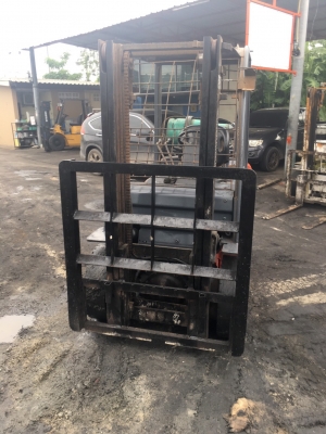 อาร์ ซี เอช โฟรคลิฟท์ ขาย  โตโยต้า รุ่น 8 เบนซิน