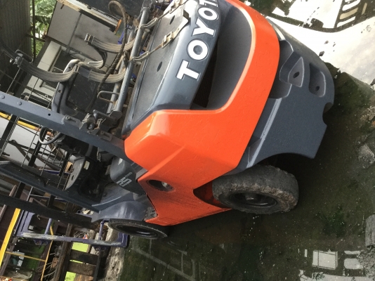 อาร์ ซี เอช โฟรคลิฟท์ ขาย  โตโยต้า รุ่น 8 เบนซิน