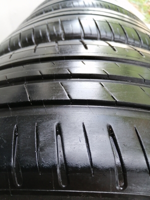 ยาง Michelin PS3 235 45 18 ปลายปี17 ดอกเต็ม ไม่มีปะ ใช้ยาว ราคาไม่แพง