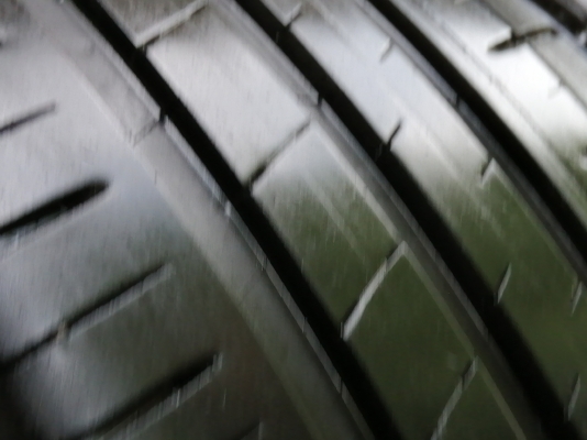 ยาง Michelin PS3 235 45 18 ปลายปี17 ดอกเต็ม ไม่มีปะ ใช้ยาว ราคาไม่แพง