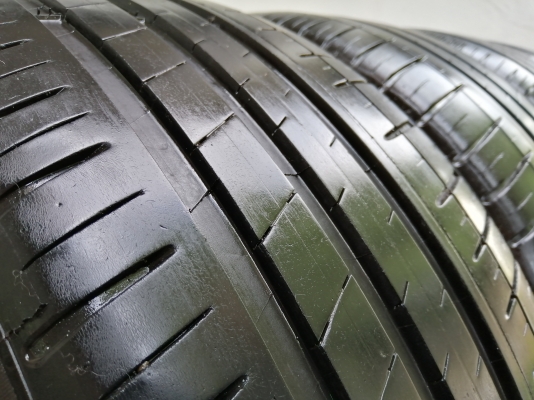 ยาง Michelin PS3 235 45 18 ปลายปี17 ดอกเต็ม ไม่มีปะ ใช้ยาว ราคาไม่แพง