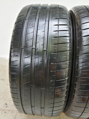 ยาง Michelin PS3 235 45 18 ปลายปี17 ดอกเต็ม ไม่มีปะ ใช้ยาว ราคาไม่แพง