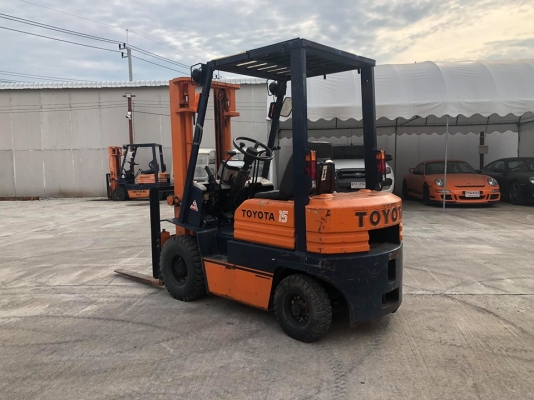 ขายถูกมาก Toyota 5FG15 เกียร์ออโต้ ขนาดยก1.5ตัน เสา3เมตร เครื่องยนคร์เบนซิล