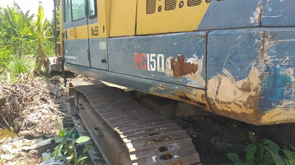 ขาย KOMATSU PC150-3 ราคา 400,000