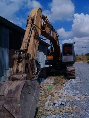 ขาย KOBELCO SK200-2 มีลายแย็กด้วยราคา 380,000