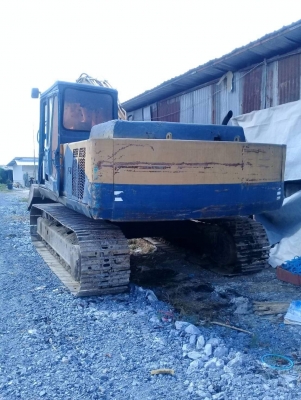 ขาย KOBELCO SK200-2 มีลายแย็กด้วยราคา 380,000