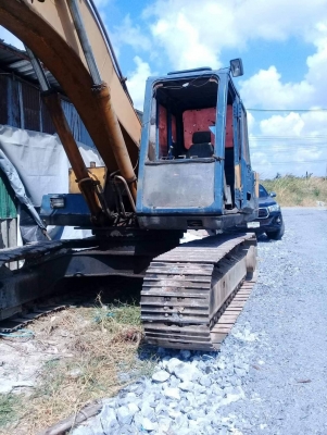 ขาย KOBELCO SK200-2 มีลายแย็กด้วยราคา 380,000