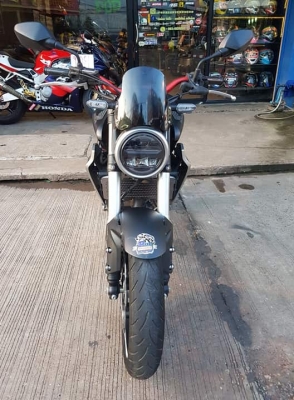 ขาย HONDA CB300F ปี2018 ชุดแต่งH2C ทั้งคันจากโรงงาน วิ่งน้อยไมล์4xxx ทะเบียนพร้อมโอน ราคา 89500 บาท ขาย HONDA CB300F ปี2018 ชุดแต่งH2C ทั้งคันจากโรงงาน วิ่งน้อยไมล์4xxx ทะเบียนพร้อมโอน ราคา 89500 บาท